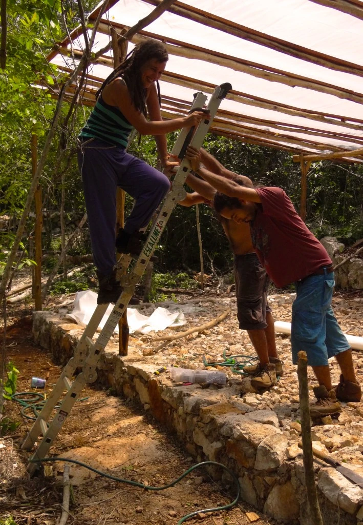 No tenemos una escalera tan larga peeero trabajando en equipo encontramos soluciones para todo ;)
